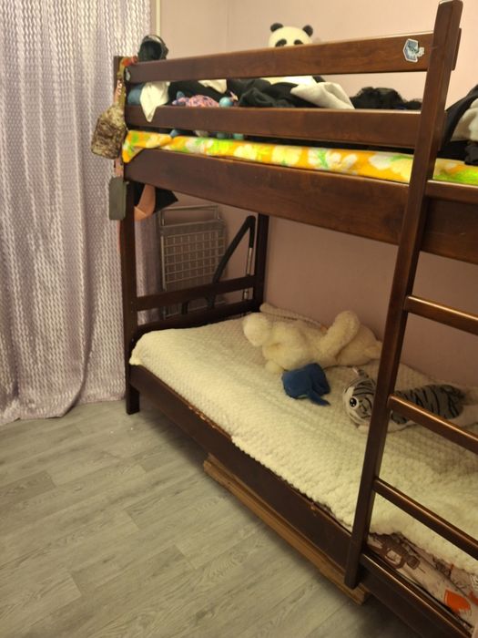 Детская двух ярусная кровать