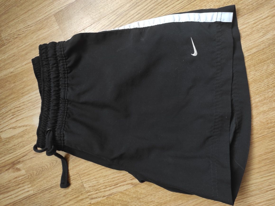 Шорти nike size L