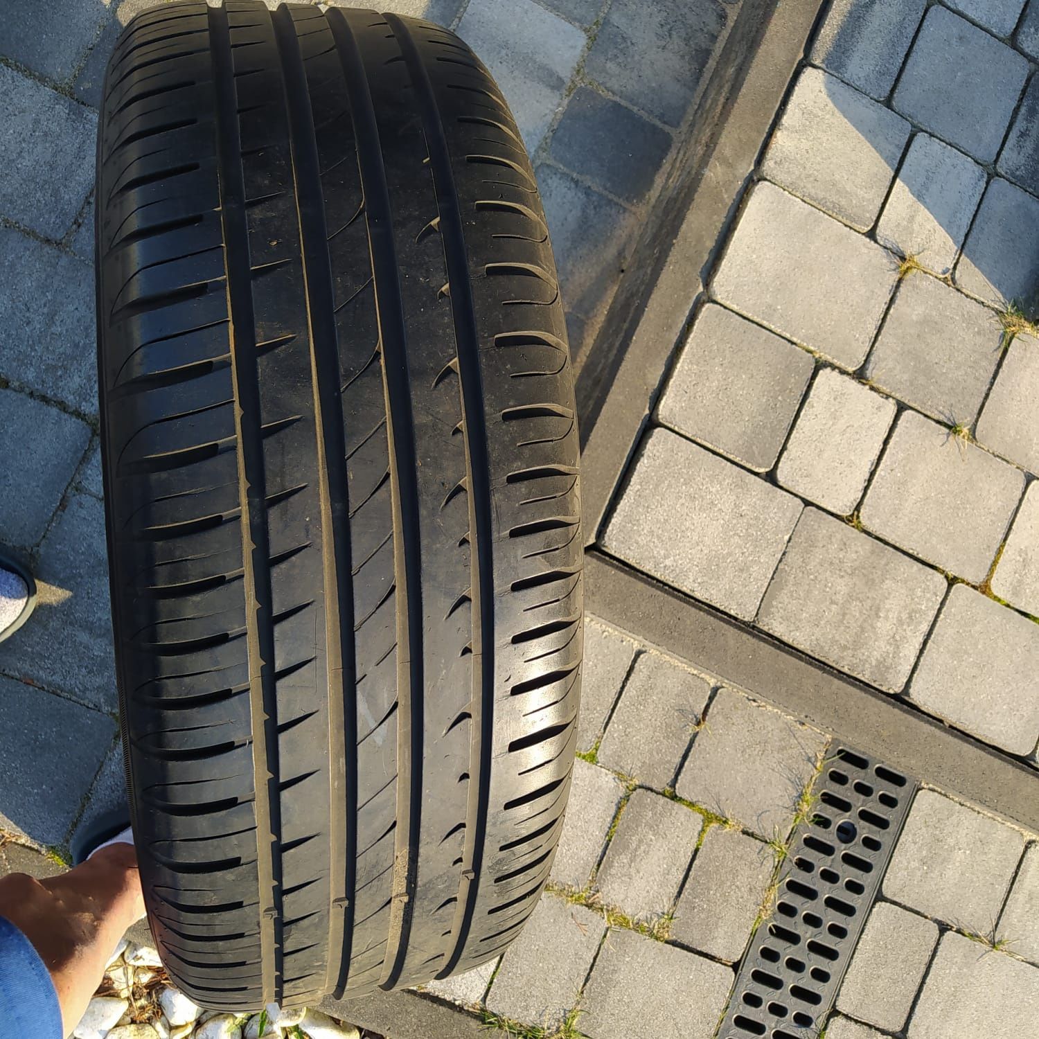 Opony letnie plus felgi 235/55 R17