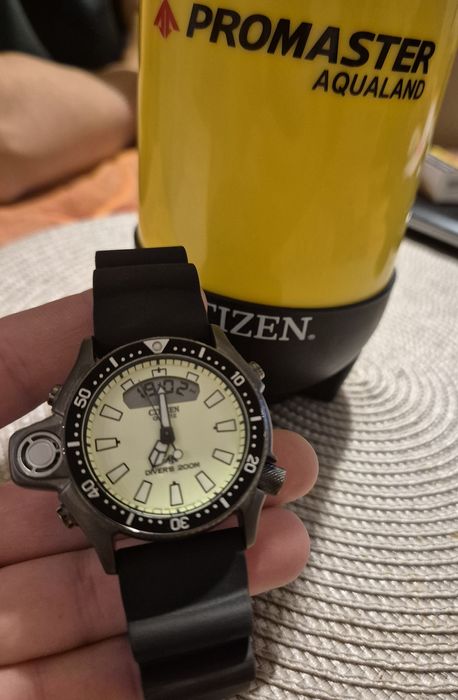 Męski zegarek Citizen Promaster Aqualand Diver JP2007-17W kwarcowy