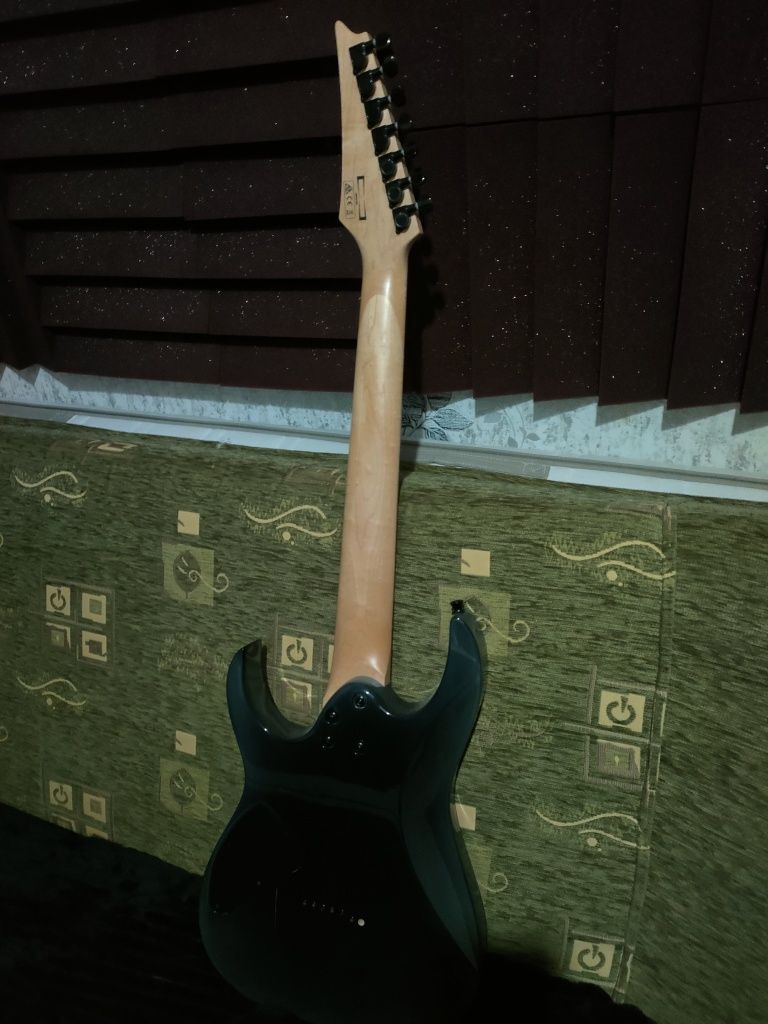 Gitara elektryczna 7 strunowa Ibanez