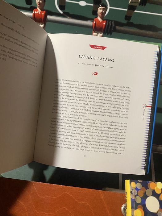 Livro sobre os melhores lugares do mundo para mergulho