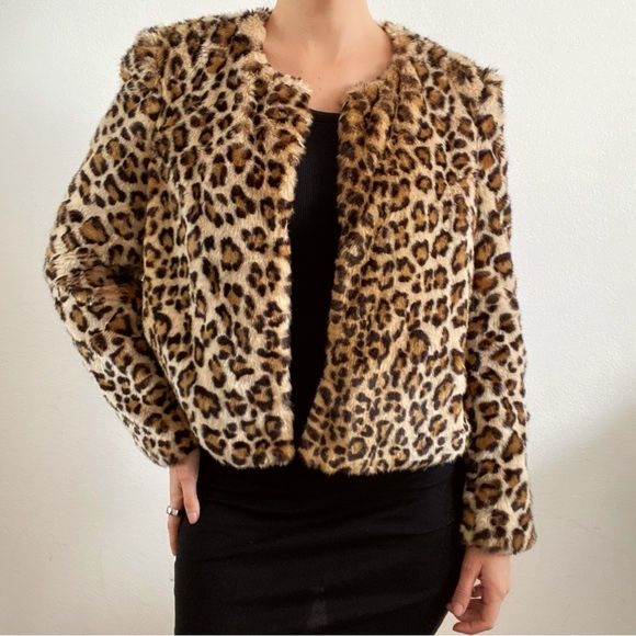 Шуба зі штучного хутра Pompoos