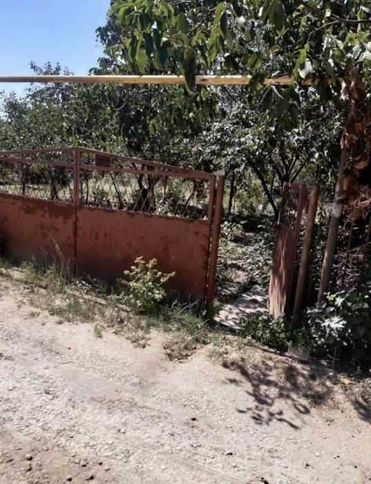 Продається  дачний участок в гарному місці СОГ  Волна