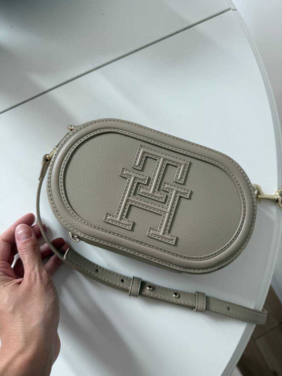 Сумочка Tommy Hilfiger