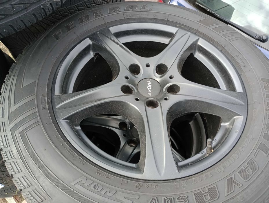 Koła zimowe 18cali 5x127 JEEP Grand Cherokee DODGE GMC opony 265/60
