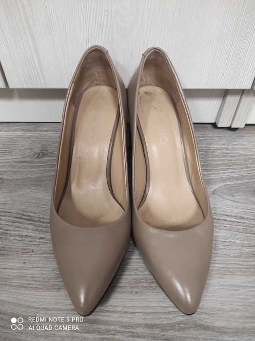 Шкіряні туфлі Estro 36р