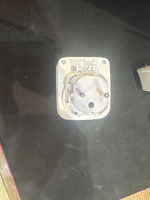 BT 600  Adapter Internetu przez gniazdko TRANSMITER SIECIOWY POWERLINE