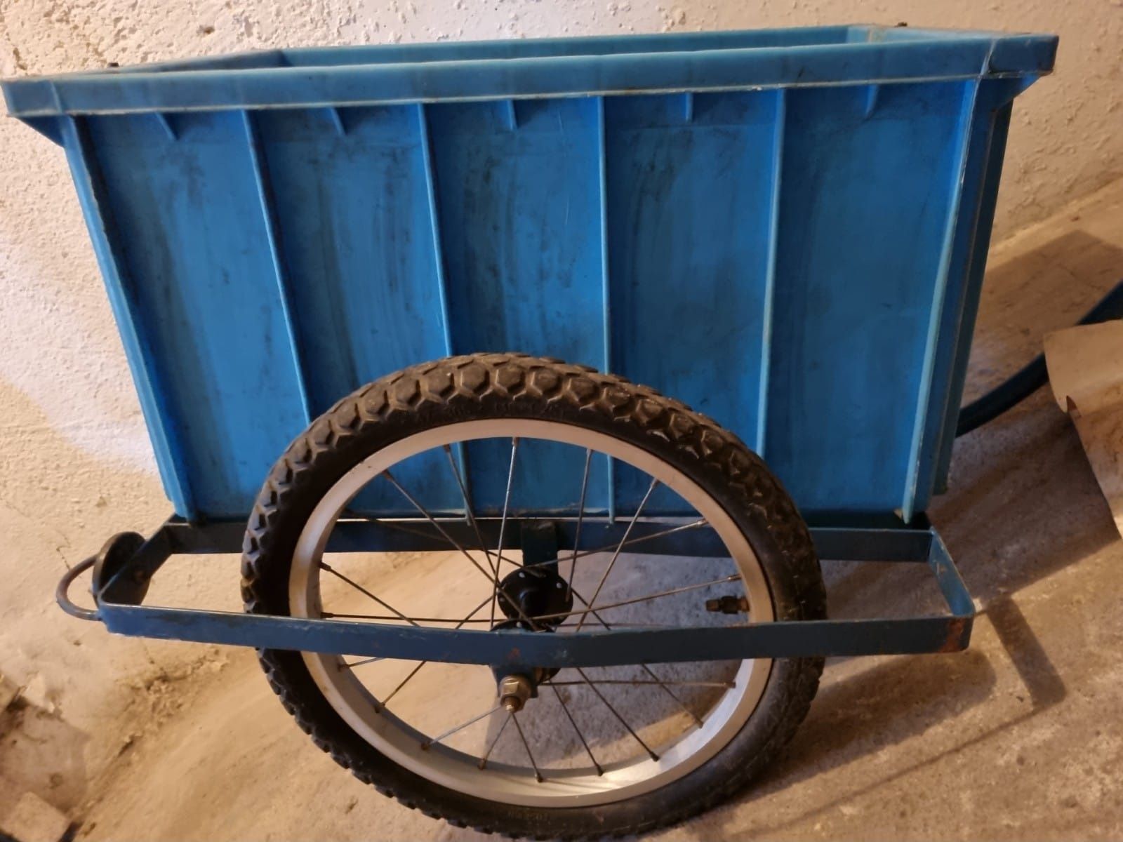 przyczepka rowerowa- wózek transportowy  wózek ogrodowy z pokrywą