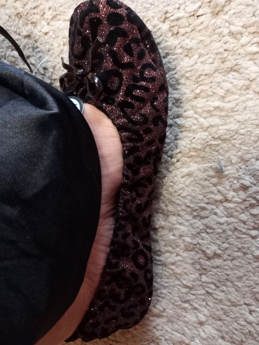 Продам плащ  ,курточки48 р