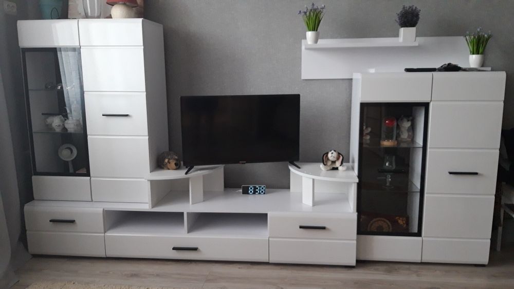 Продаж сучасної стінки