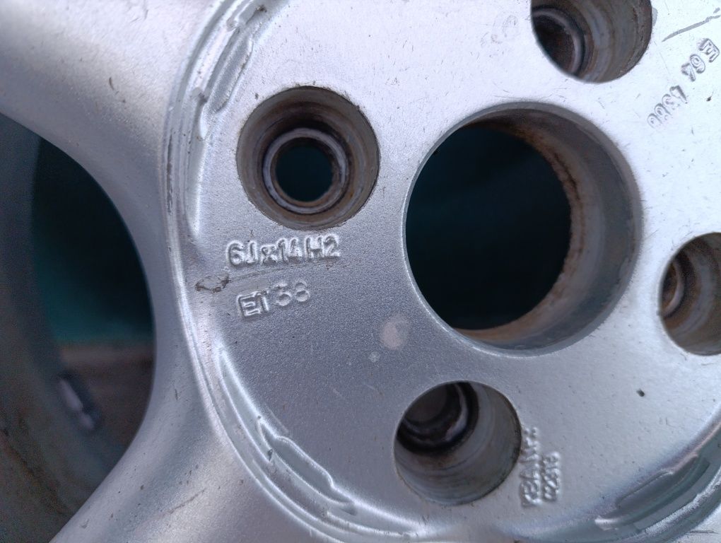 Диски з резиною 4×100 р 14, 185×65×R14
