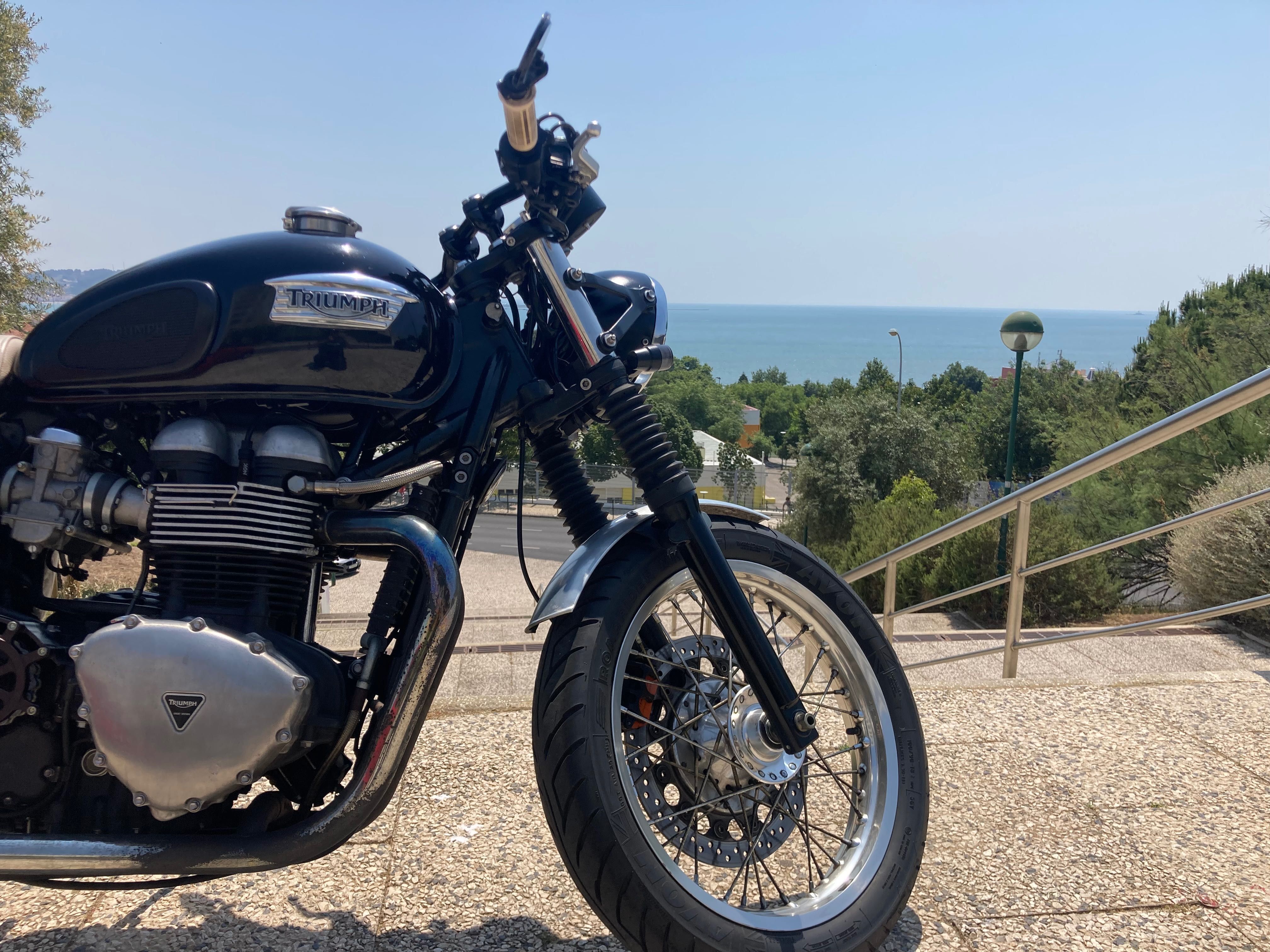 2011 Triumph Thruxton
