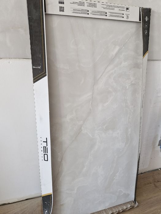 Продам плитку керамогранит  60×120 см