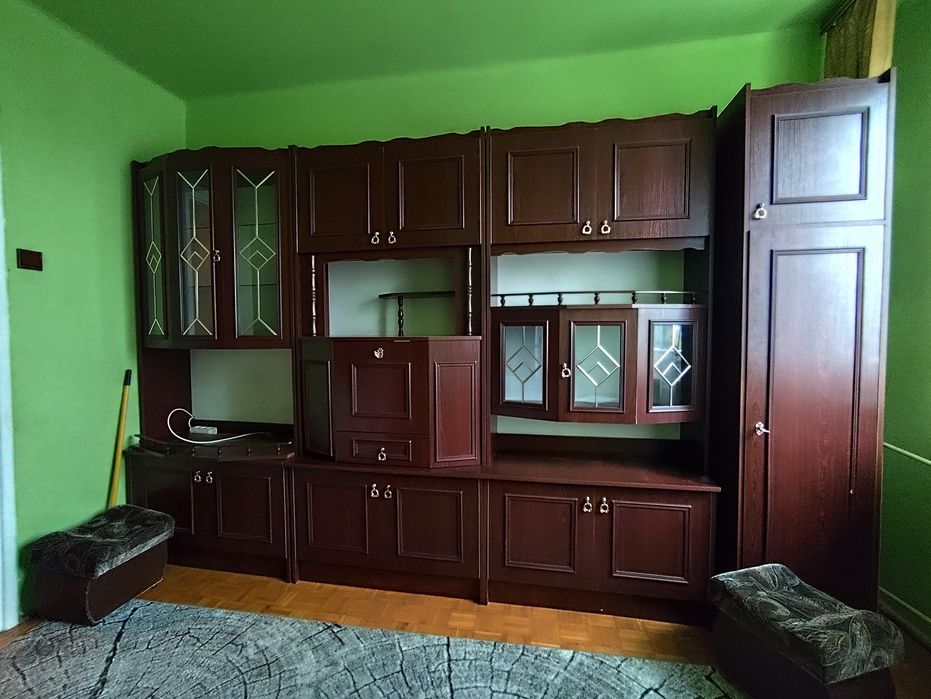 Oddam za darmo meblościankę i szafę