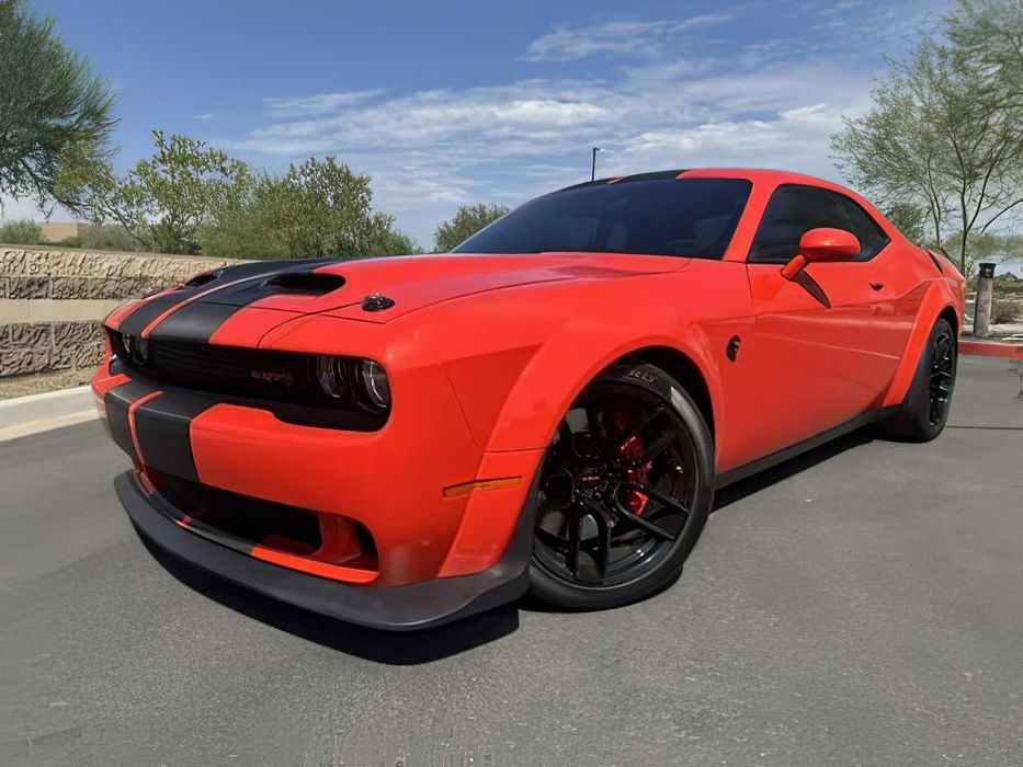 Dodge Challenger      2020