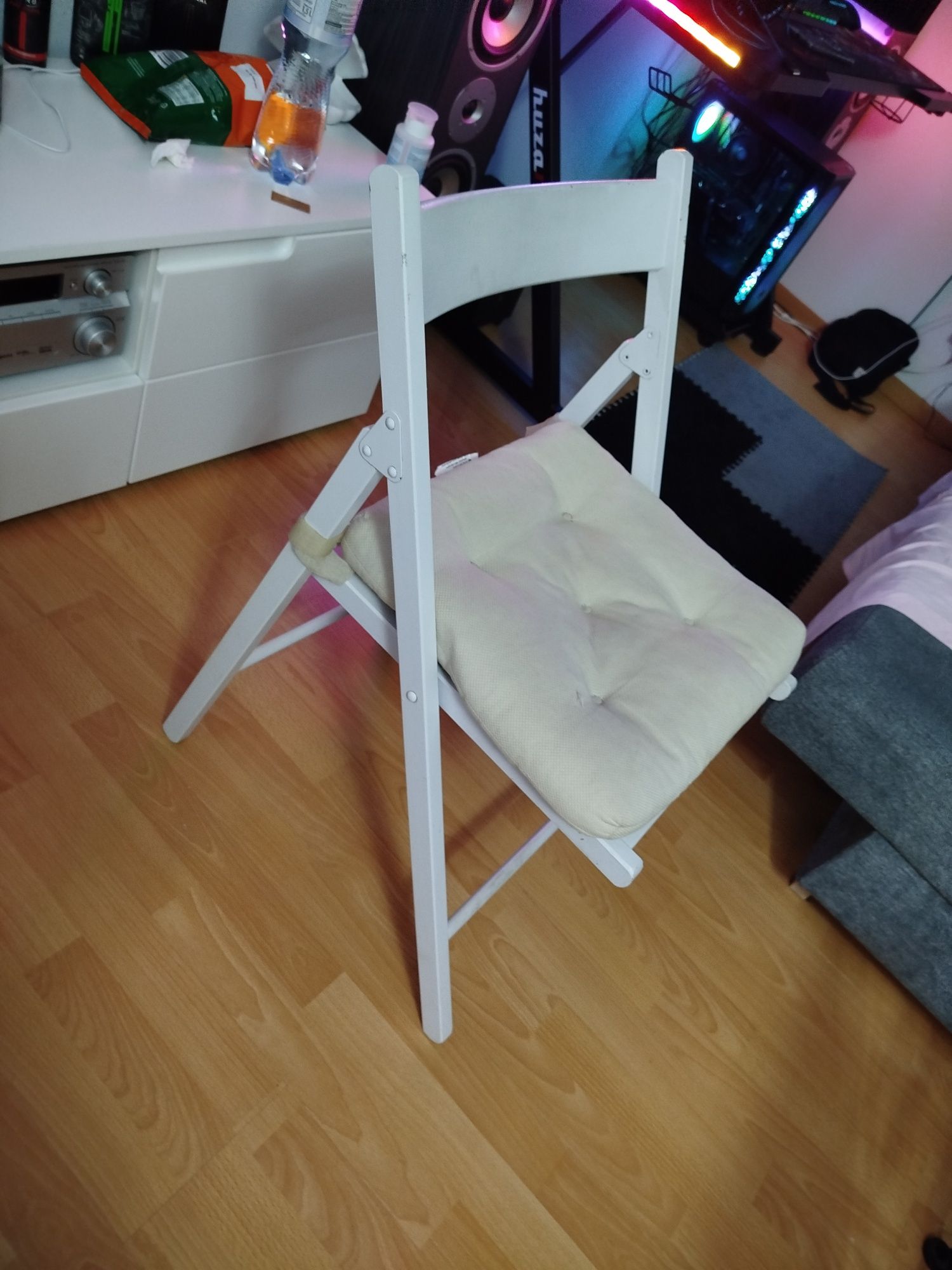 Krzesełko drewniane składane