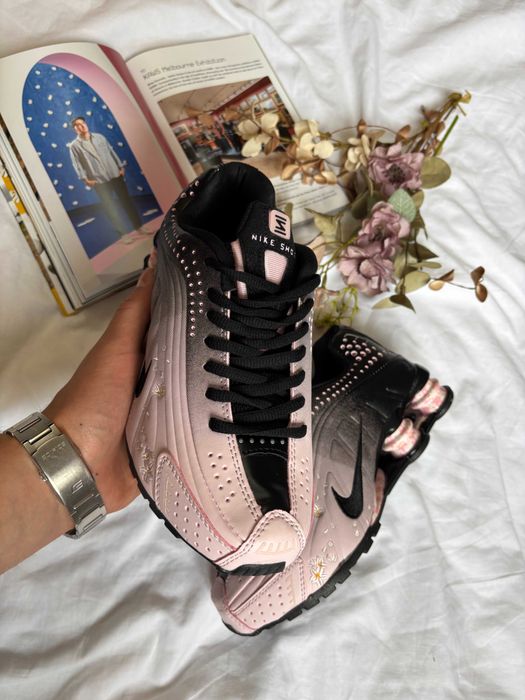 Кросівки Nike Shox R4 Sakura