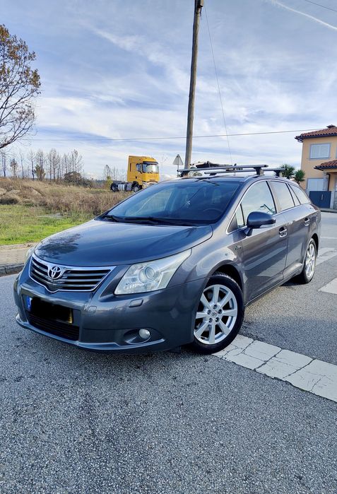 Toyota Avensis 2.2D-Cat 177CV Full extras!!
