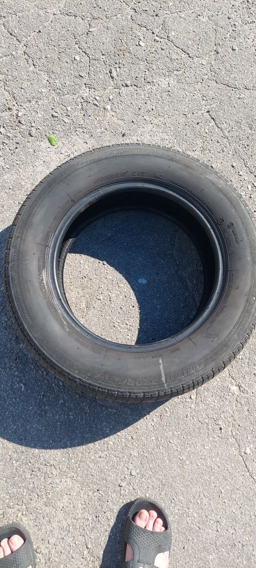 продам комплект літньої резини  195/65 R15 BRIDGESTONE