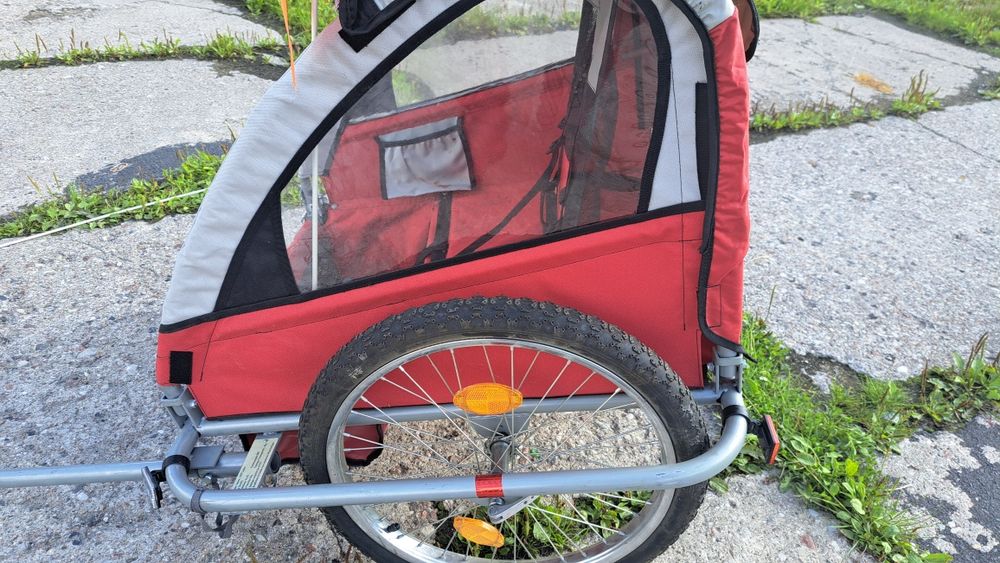 Przyczepka rowerowa dla dziecka