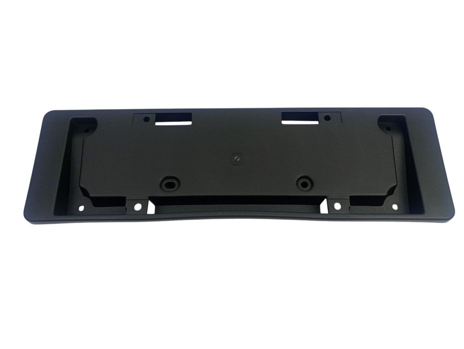 Подіум під номера Tesla Model Y 2020-2024