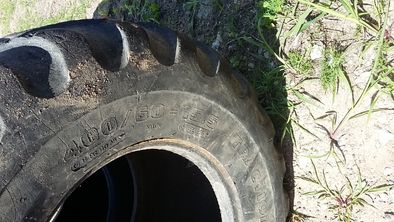 Opony 400/60-15,5 14PR opona Mitas 400/60-15.5