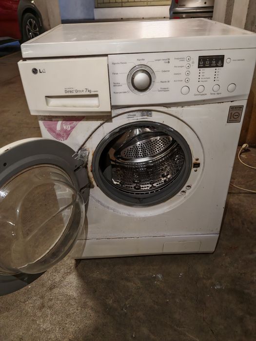 Máquina de lavar roupa LG