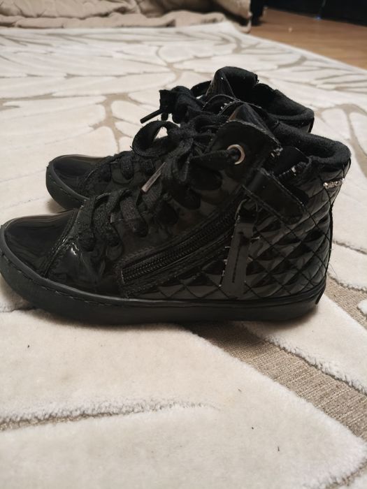 Sprzedam buty dziewczęce Gеox