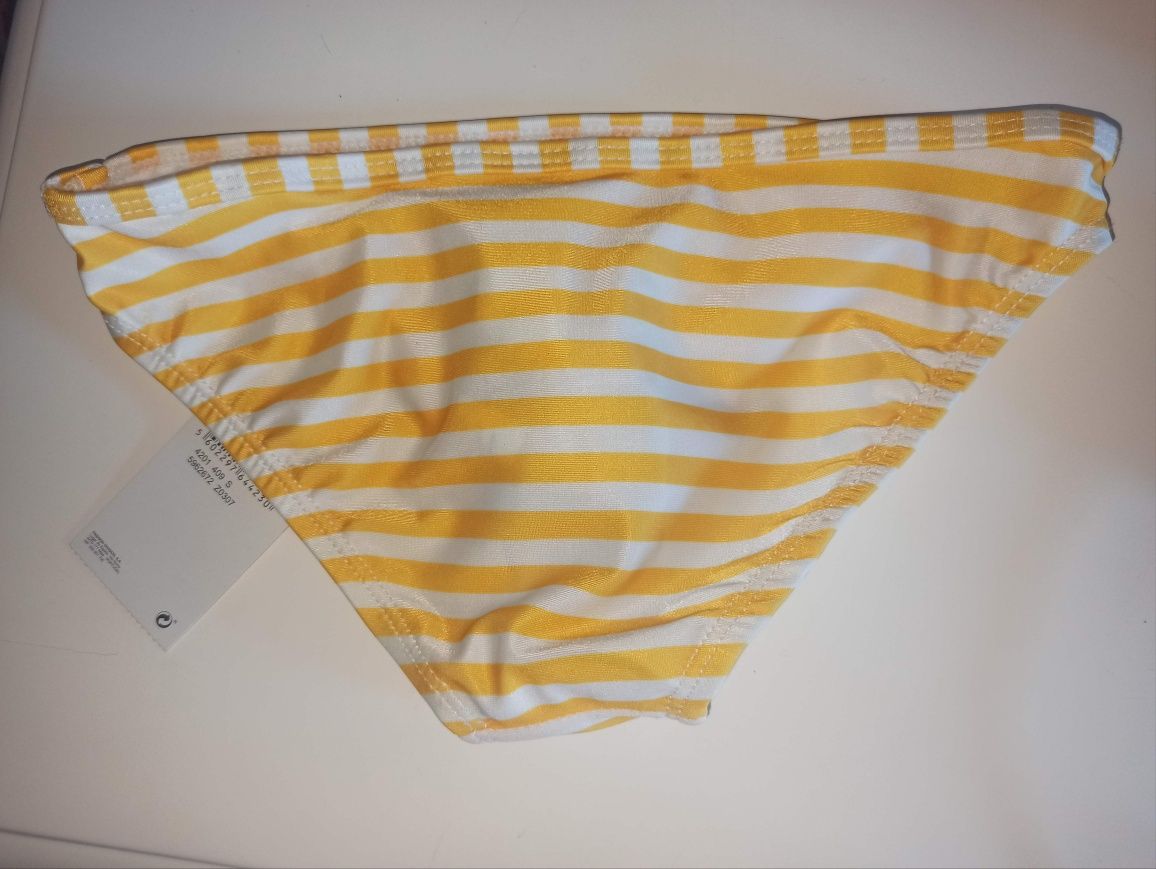 Fato de banho + cueca NOVO 6/7 anos Zippy