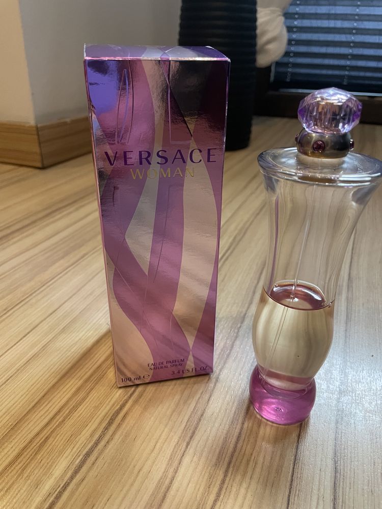 Versace WOMAN, eau de parfum, 100/40 ml