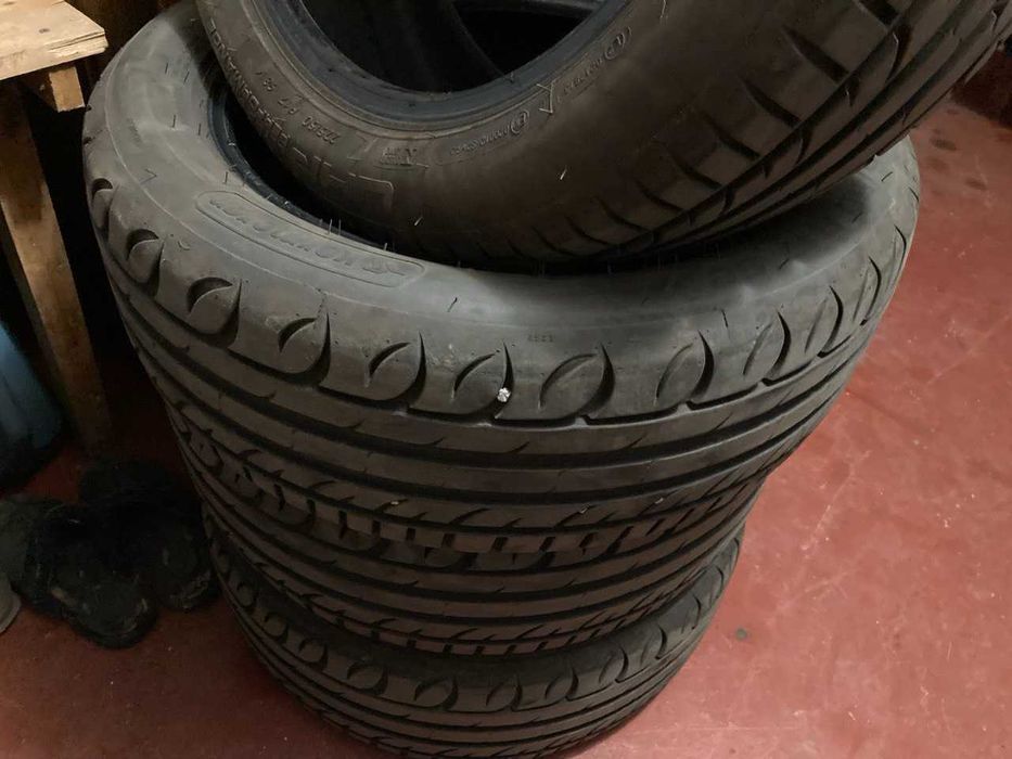 Літня резина 225/50 R17