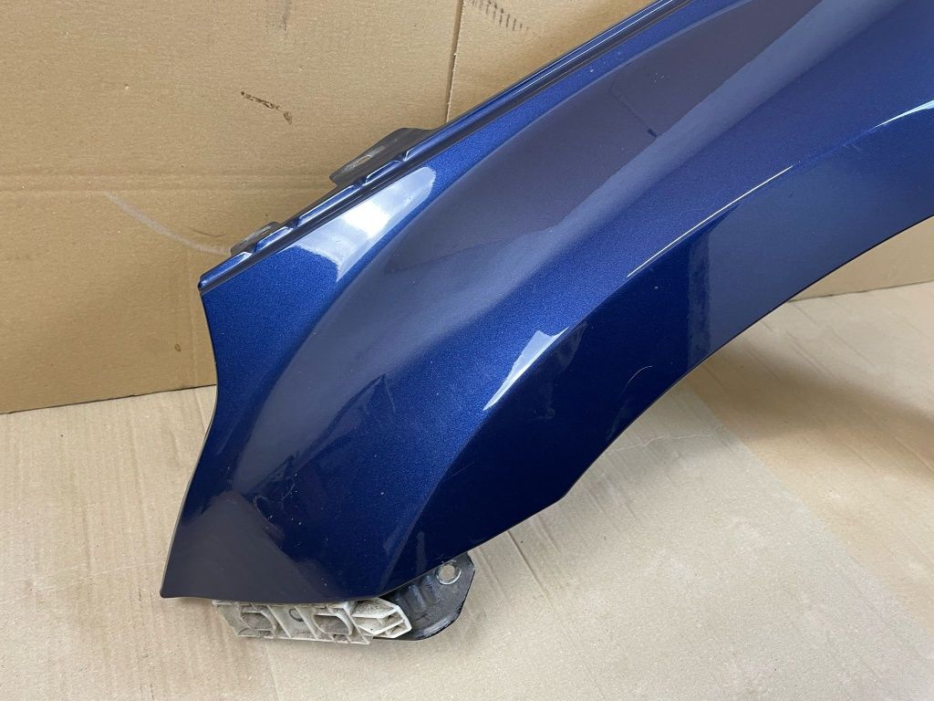 Suzuki Grand Vitara 2 II 05-08r Błotnik Lewy Przód Kolor Z2U C08