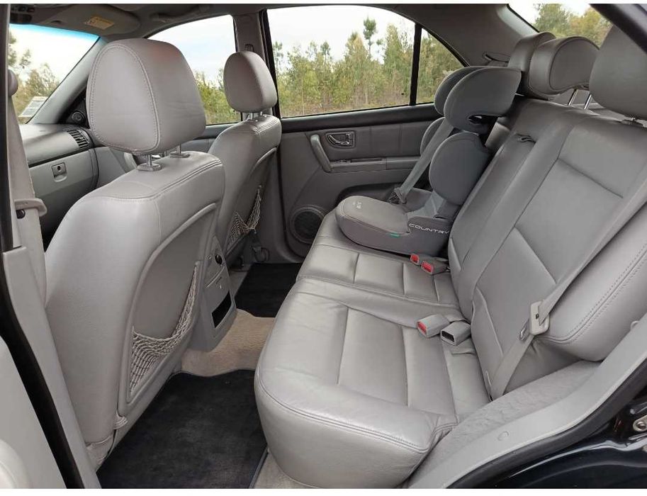 4x4 jeep Kia Sorento