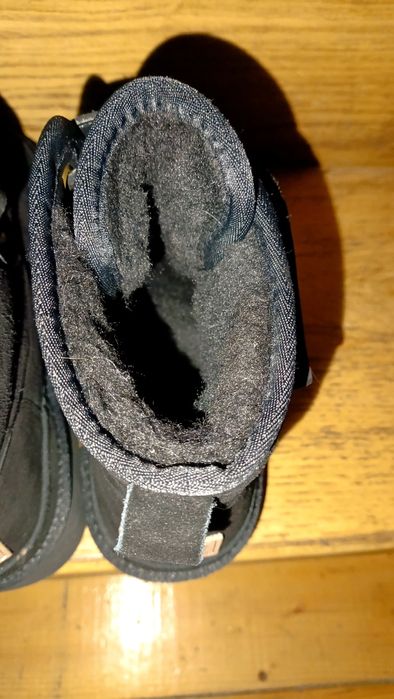 Жіночі черевики угги