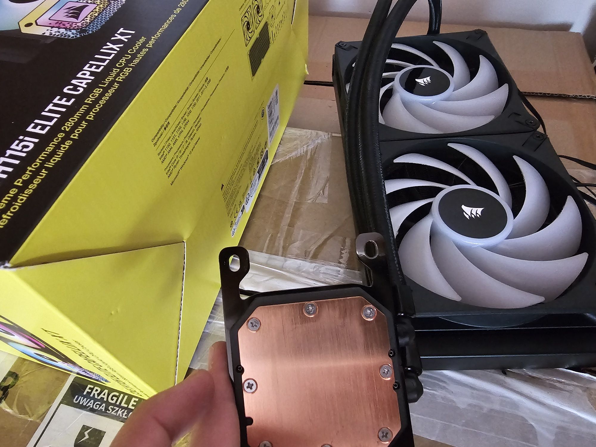 H115i Corsair iCUE Elite Capellix XT RGB 280mm 140x2