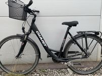Rower miejski giant rozm l oswietlenie led dynamo przezutki w piascie