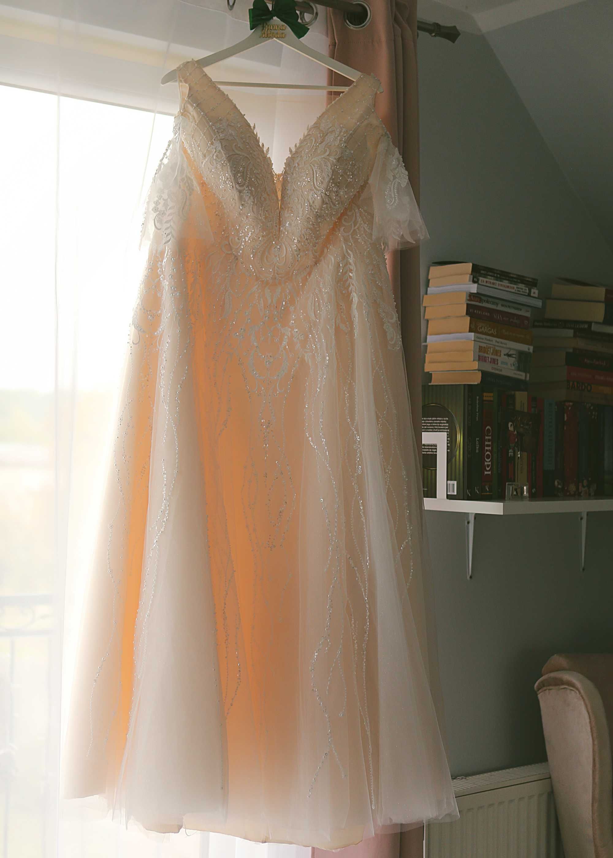 Suknia ślubna 50 52 54 ivory błysk
