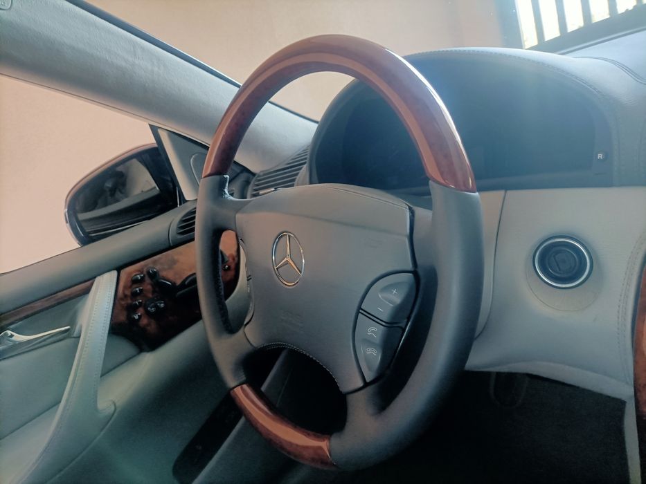 Mercedes cl 500 V8