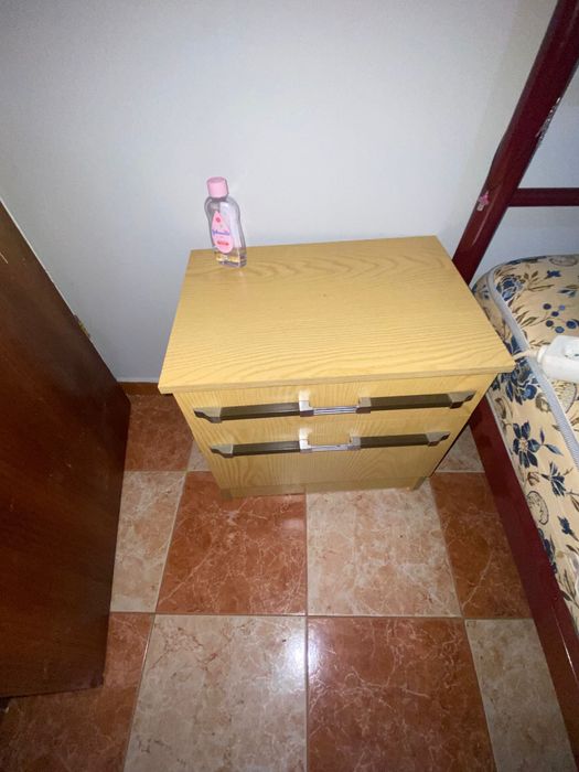 Vendo Moveis para quarto