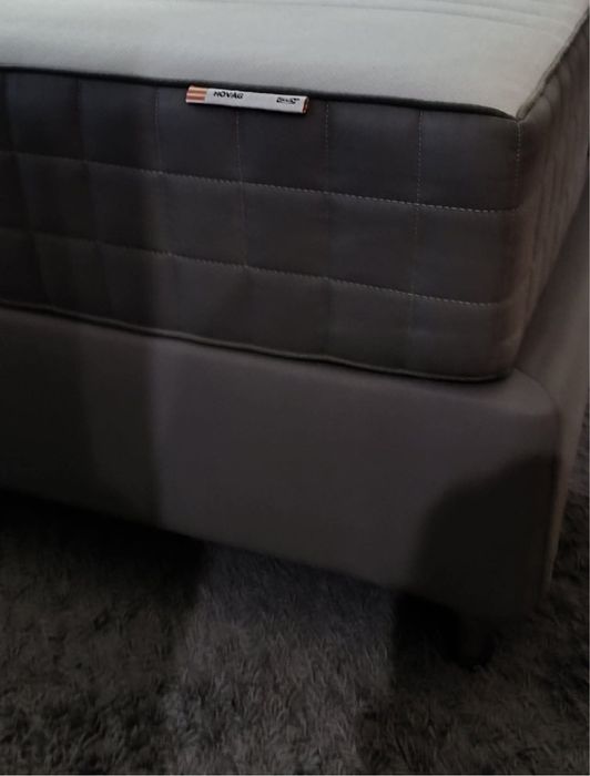 Cama/Sommier IKEA com colchão Hovag IKEA solteiro