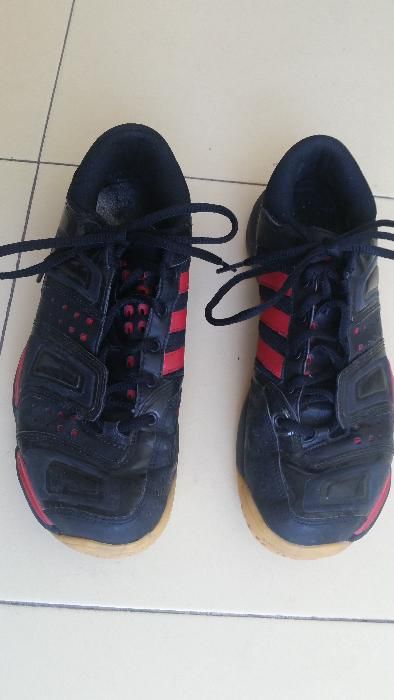 Vendo ténis Adidas 3D stabilizer para futsal (tamanho 41)