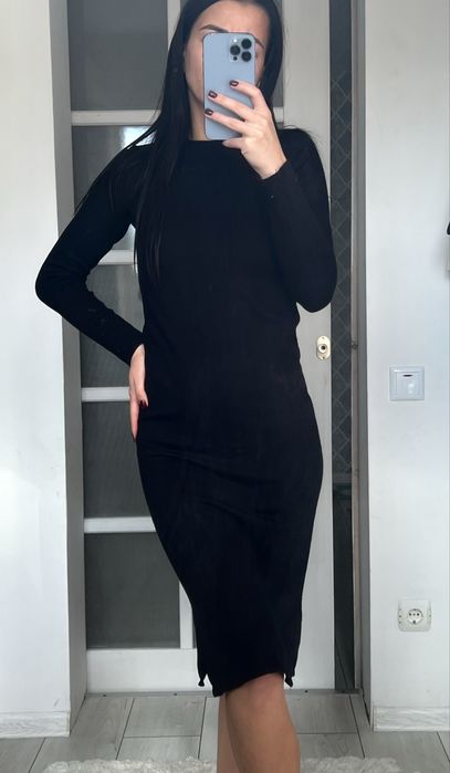 Плаття міді з розрізами Bershka