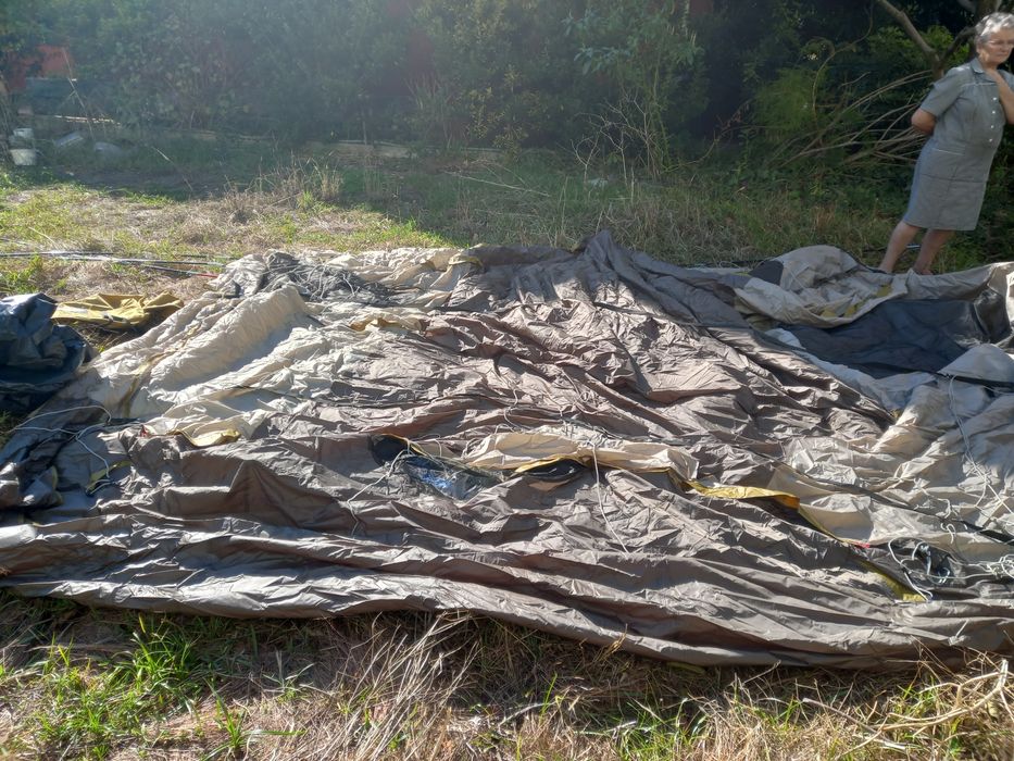 Tenda Quechua em bom estado