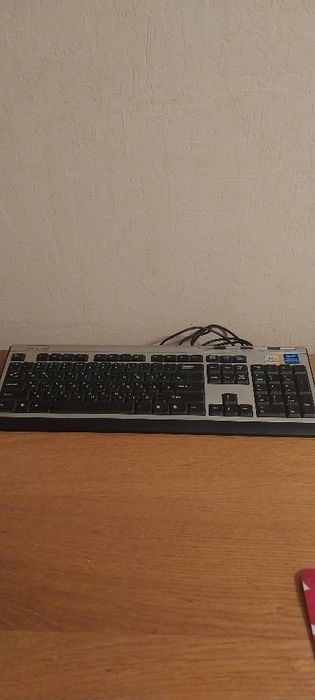 Клавіатура ASUS.