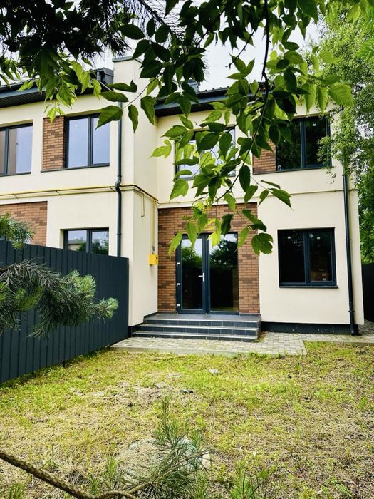 БЕЗ КОМІСІЇ, готовий кутовий таун, можна заходити на ремонт