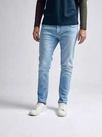 Розпродаж джинси чоловічі Burton. стрейч скіні  34R, 38R