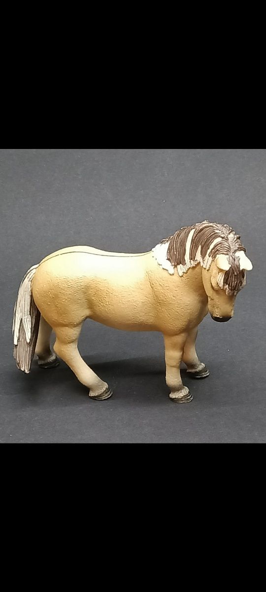 Schleich koń fiordzki klacz