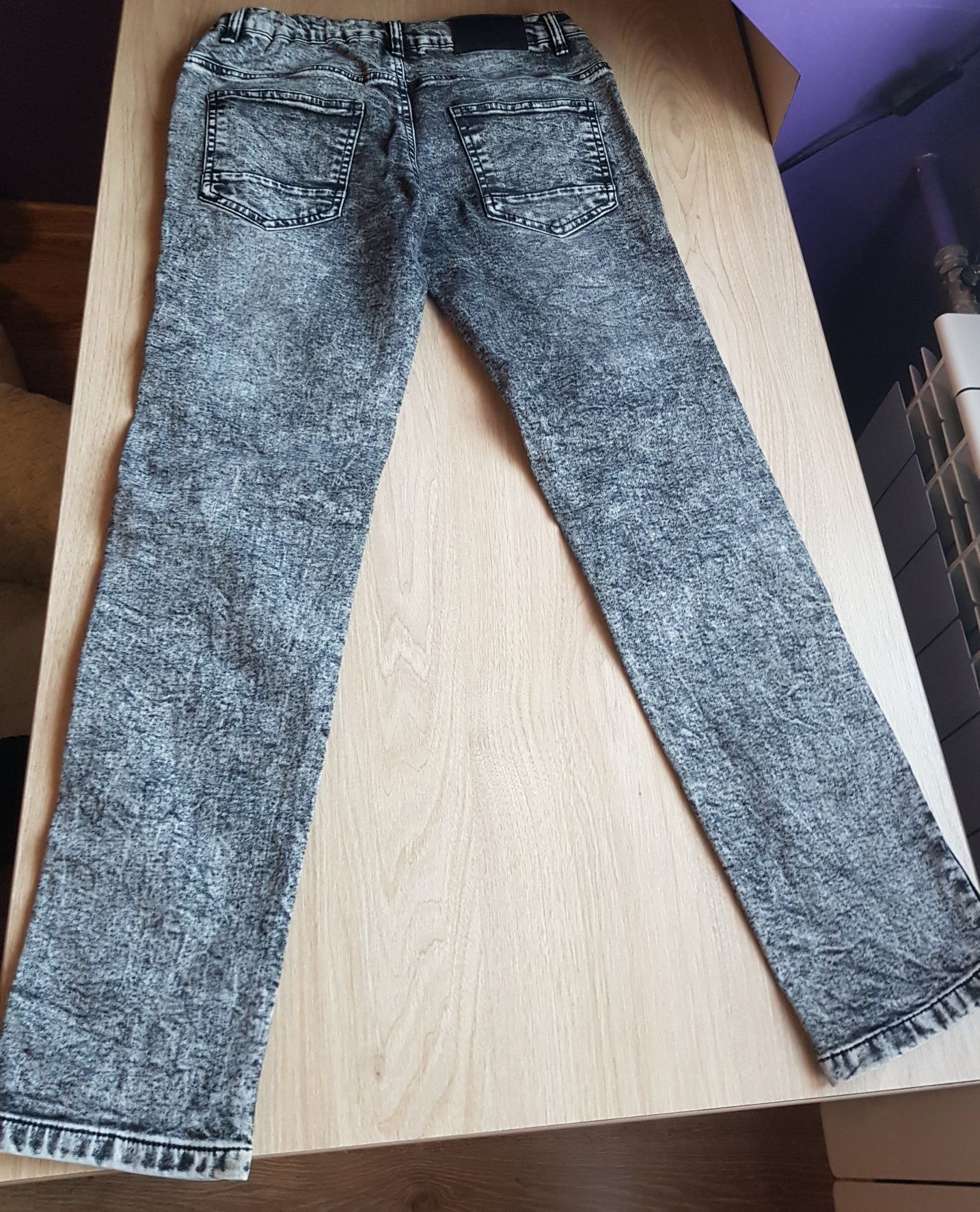 spodnie dżinsowe chłopięce 152