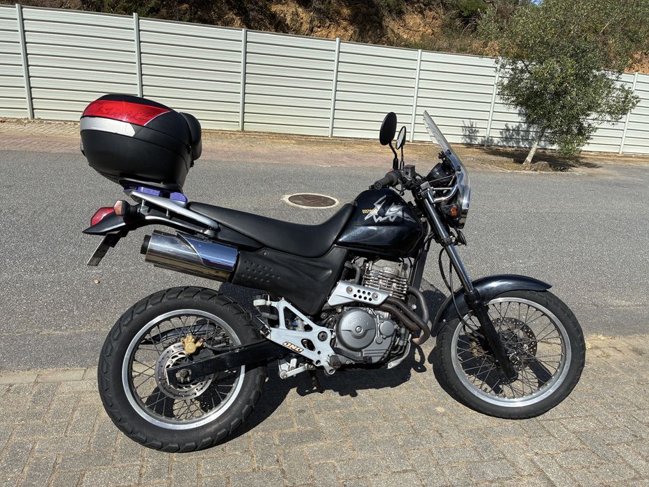 Honda slr 650  Carta A2 24,5 KW ou 33.3 Cv. Vigor Dominator troco